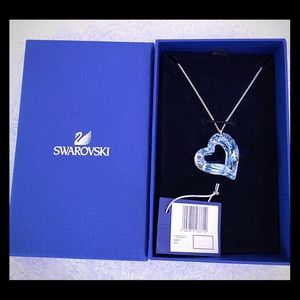 NWT Swarovski blue crystal heart necklace Perfect